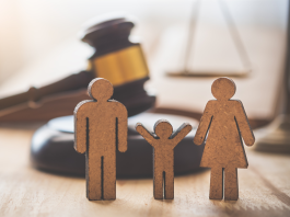 Взыскание алиментов на несовершеннолетних детей: порядок и своевременность