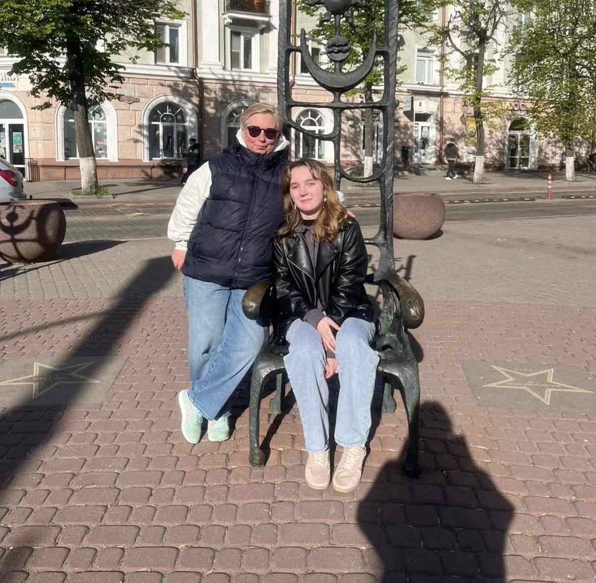 Автобус, путешествие и любовь к Родине: история педагога из Борисова