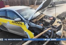 В Борисове водитель Skoda Rapid не справился с управлением и врезался в забор, пассажирка получила травмы