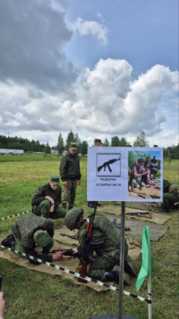 «ПРОРЫВ»-2026: cтуденты Беларуси примеряют броню и берут штурмом высоты