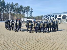 В Борисове правоохранители проверили готовность к футбольному сезону
