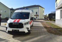 Все лучшее — детям: в Борисовскую ЦРБ благодаря спонсорской помощи поступил новый реанимобиль