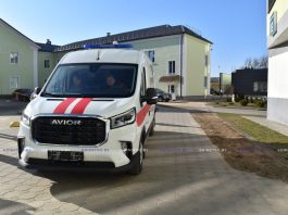 Все лучшее — детям: в Борисовскую ЦРБ благодаря спонсорской помощи поступил новый реанимобиль