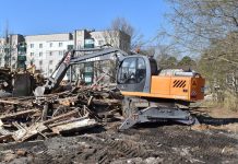 В марте на два барака в Борисове стало меньше