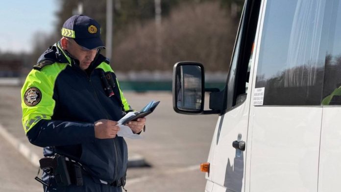 С 24 по 26 марта ГАИ проведет рейд по контролю за безопасностью перевозок пассажиров на маршрутках