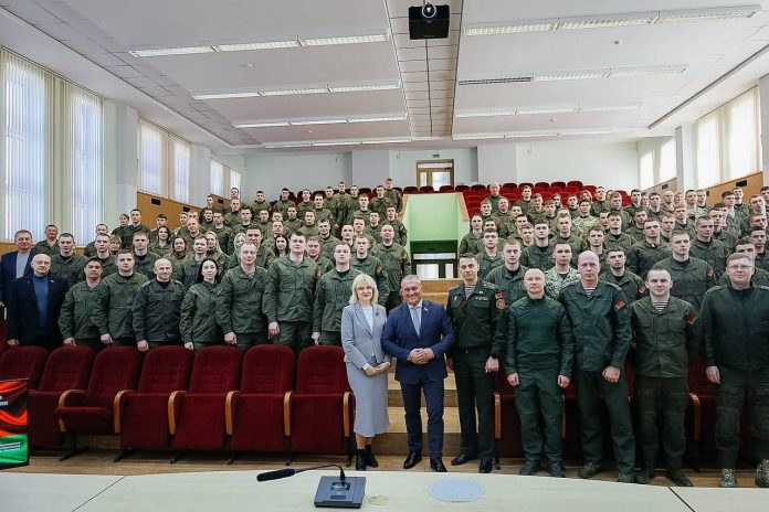 Встреча курсантов Военной академии с депутатом Русланом Косыгиным: актуальные вопросы национальной безопасности