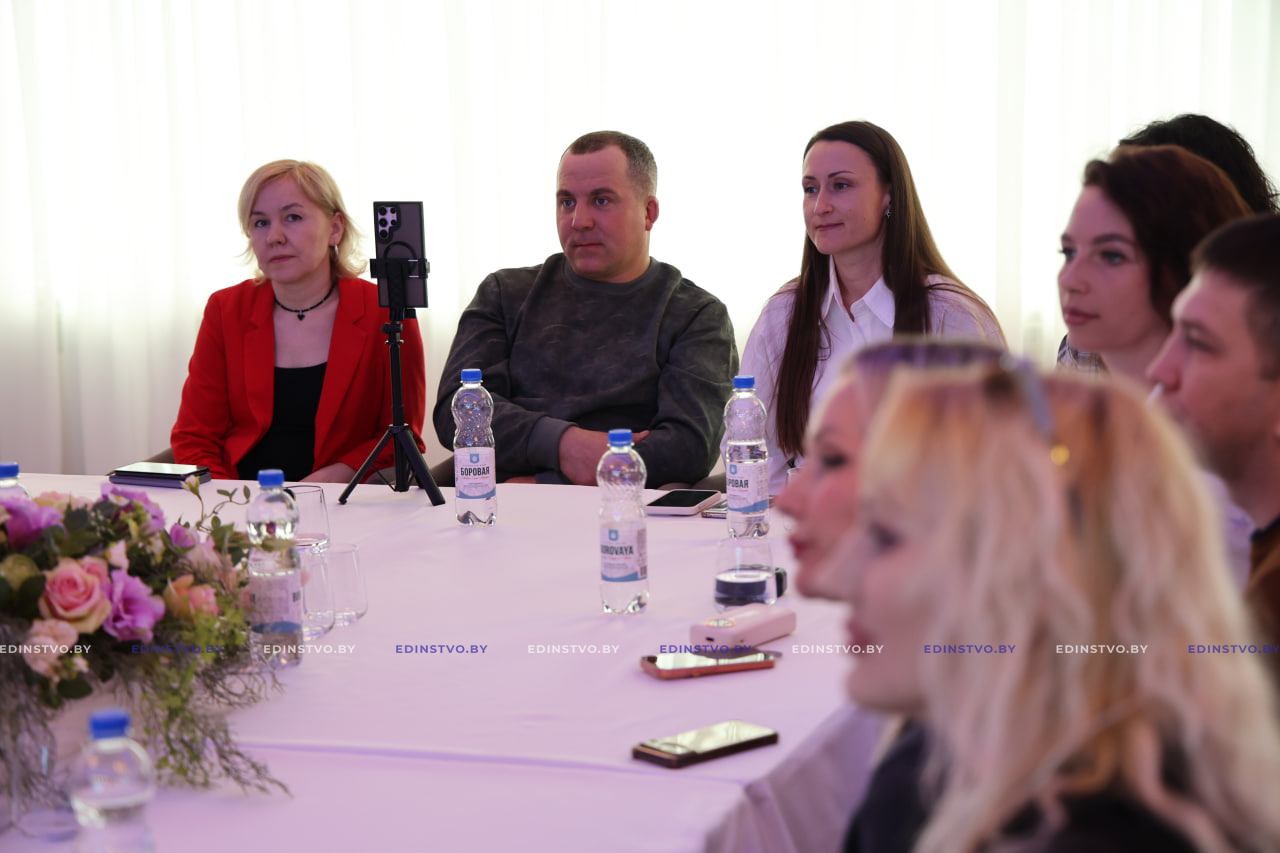 «Здесь хорошо выстроена связь с блогерами». Представители блогосферы Минщины знакомятся с Борисовским регионом