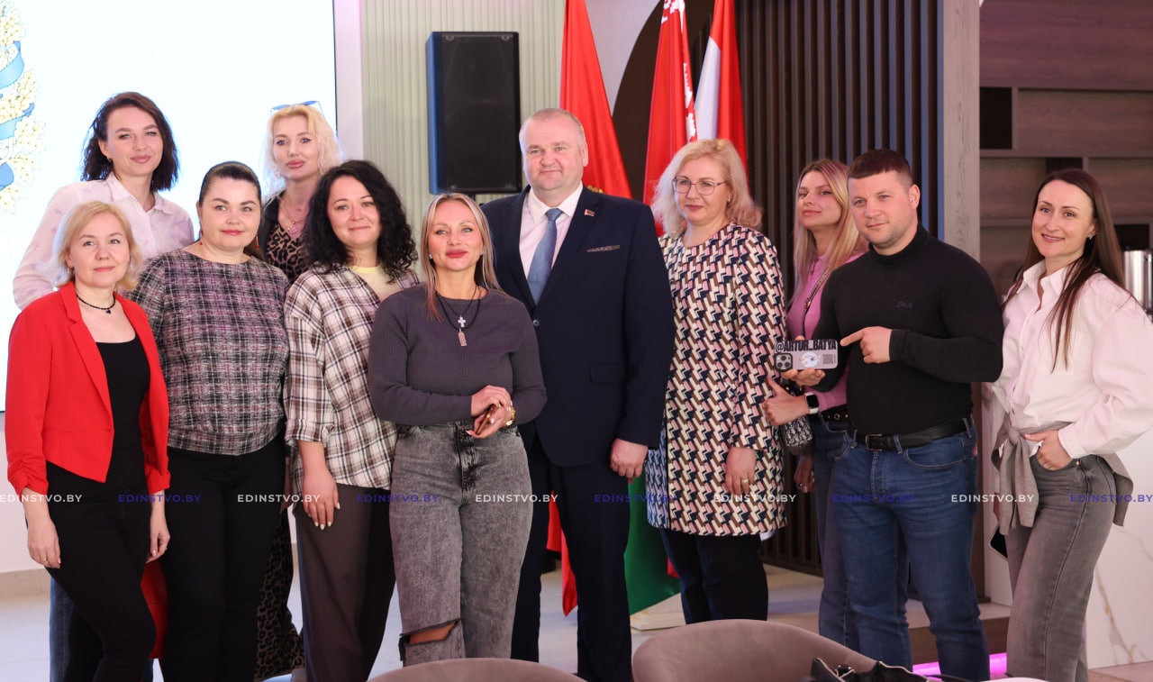 «Здесь хорошо выстроена связь с блогерами». Представители блогосферы Минщины знакомятся с Борисовским регионом