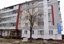 В одной цветовой гамме с домами напротив: преображение пятиэтажки по ул. Чапаева