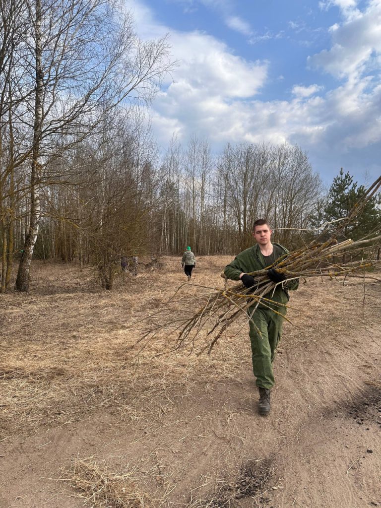 К республиканской акции «Лес! Добро! Порядок!» присоединились учащиеся БГК