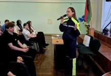 Экологическая и дорожная безопасность. Представитель ГАИ встретился учащимися средней школы №18