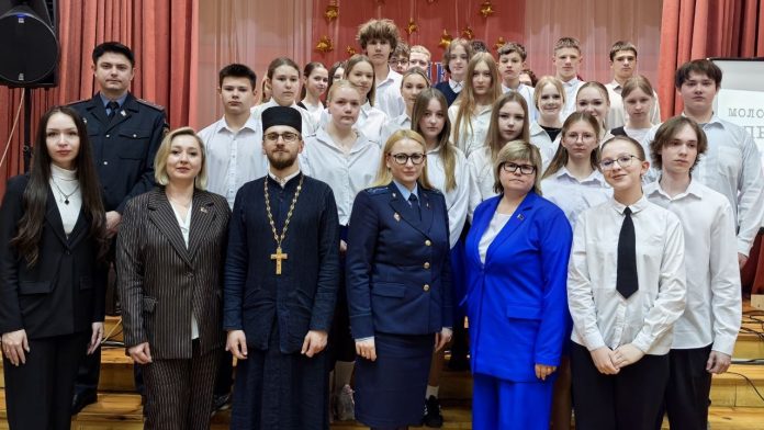 Экстремизм в молодежной среде. О том, как не стать жертвой манипуляции, говорили в средней школе №24 Экстремизм в молодежной среде. О том, как не стать жертвой манипуляции, говорили в средней школе №24