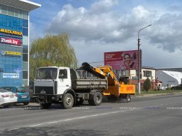 «Магистраль» вышла на дороги Борисова: без пыли и с высокой эффективностью