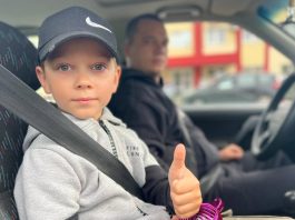 О безопасности детей в автомобилях напомнили инспекторы ГАИ