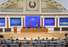 Президент собрал совещание для подведения итогов комплексной проверки Вооруженных Сил