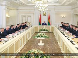 Президент собрал совещание о развитии Белорусской национальной биотехнологической корпорации Президент собрал совещание о развитии Белорусской национальной биотехнологической корпорации