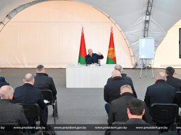 Президент совершил рабочую поездку в Мозырский район Гомельской области