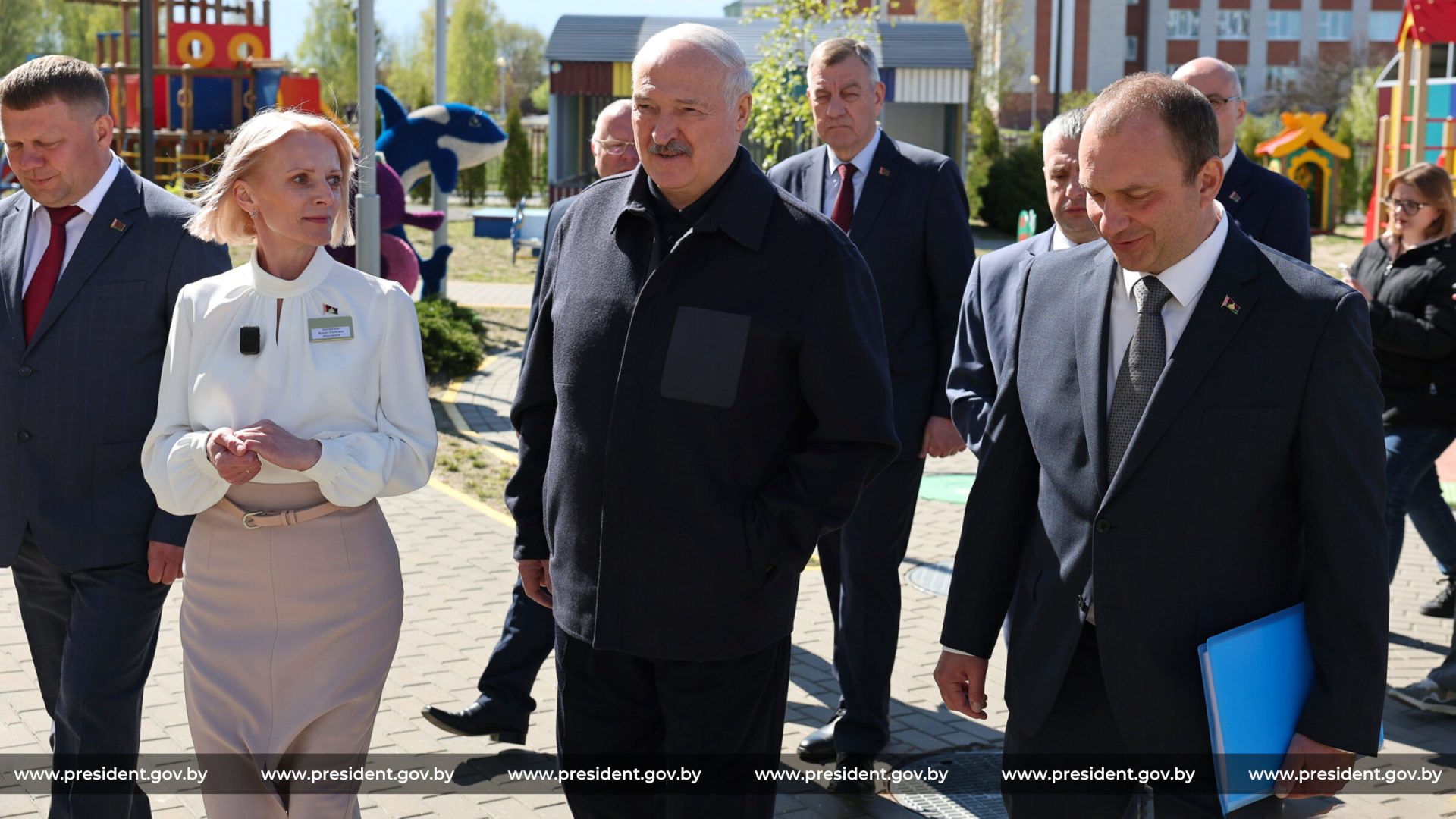 Президент Александр Лукашенко совершил рабочую поездку в Петриковский район Гомельской области