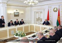 Александр Лукашенко собрал совещание по вопросам реализации инвестпроектов в рамках инициативы «Один район — один проект»