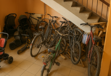 Можно ли хранить вещи в общем коридоре многоквартирного дома