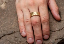 Ювелирная работа: в Борисове спасатели помогли мужчине снять кольцо