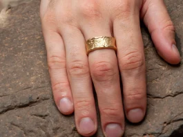 Ювелирная работа: в Борисове спасатели помогли мужчине снять кольцо Ювелирная работа: в Борисове спасатели помогли мужчине снять кольцо