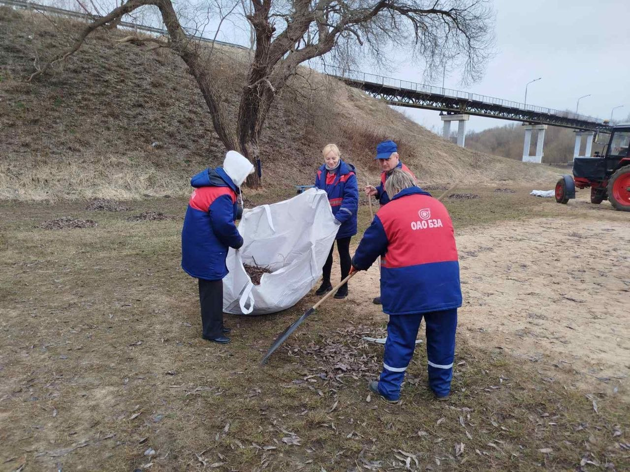 Республиканский субботник: на Борисовщине работа кипит в каждом уголке