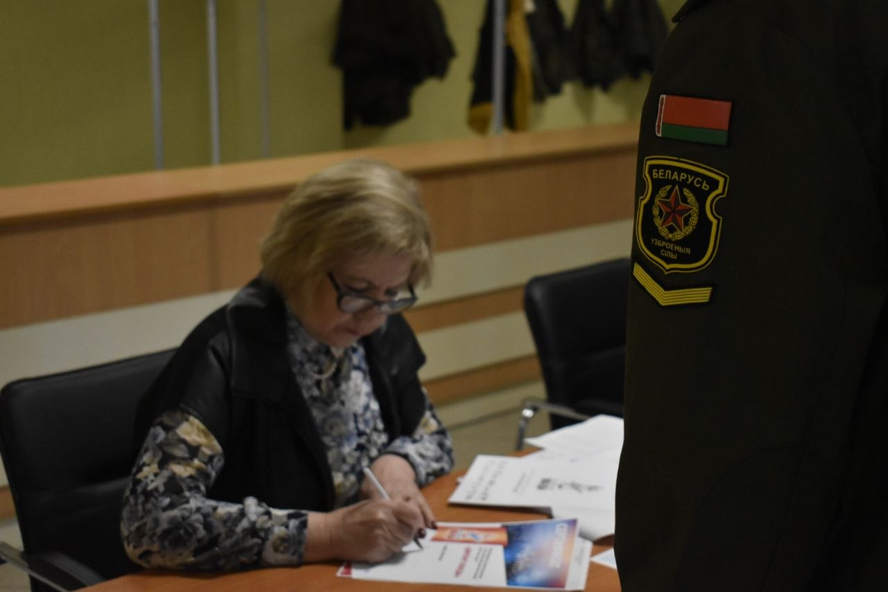 «Диктант Победы» написали военнослужащие учебки в Печах