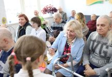 Поделиться теплом: Борисовский район присоединился к акции «Подари радость ближнему»