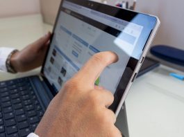 Сообщить о невыплате зарплаты/пособия можно с помощью чат-бота Министерства труда и социальной защиты