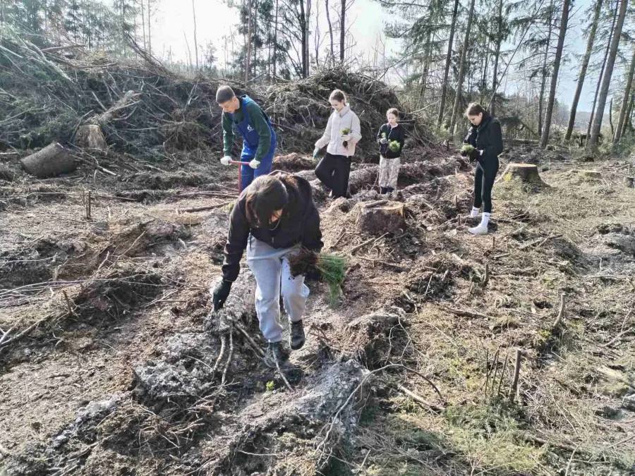 Ребята из Лошницкой средней школы присоединились к важной акции