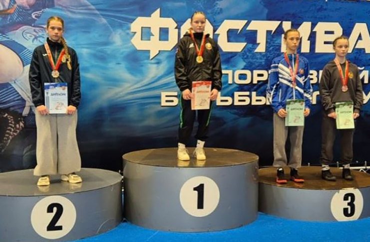 Вольная борьба: на пьедестале — две борисовчанки