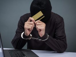 Борисовчанка попыталась продать в интернете детские вещи и лишилась крупной суммы денег Борисовчанка попыталась продать в интернете детские вещи и лишилась крупной суммы денег