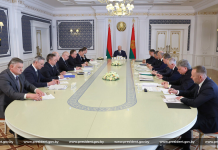 Александр Лукашенко провел совещание с руководством Совета Министров