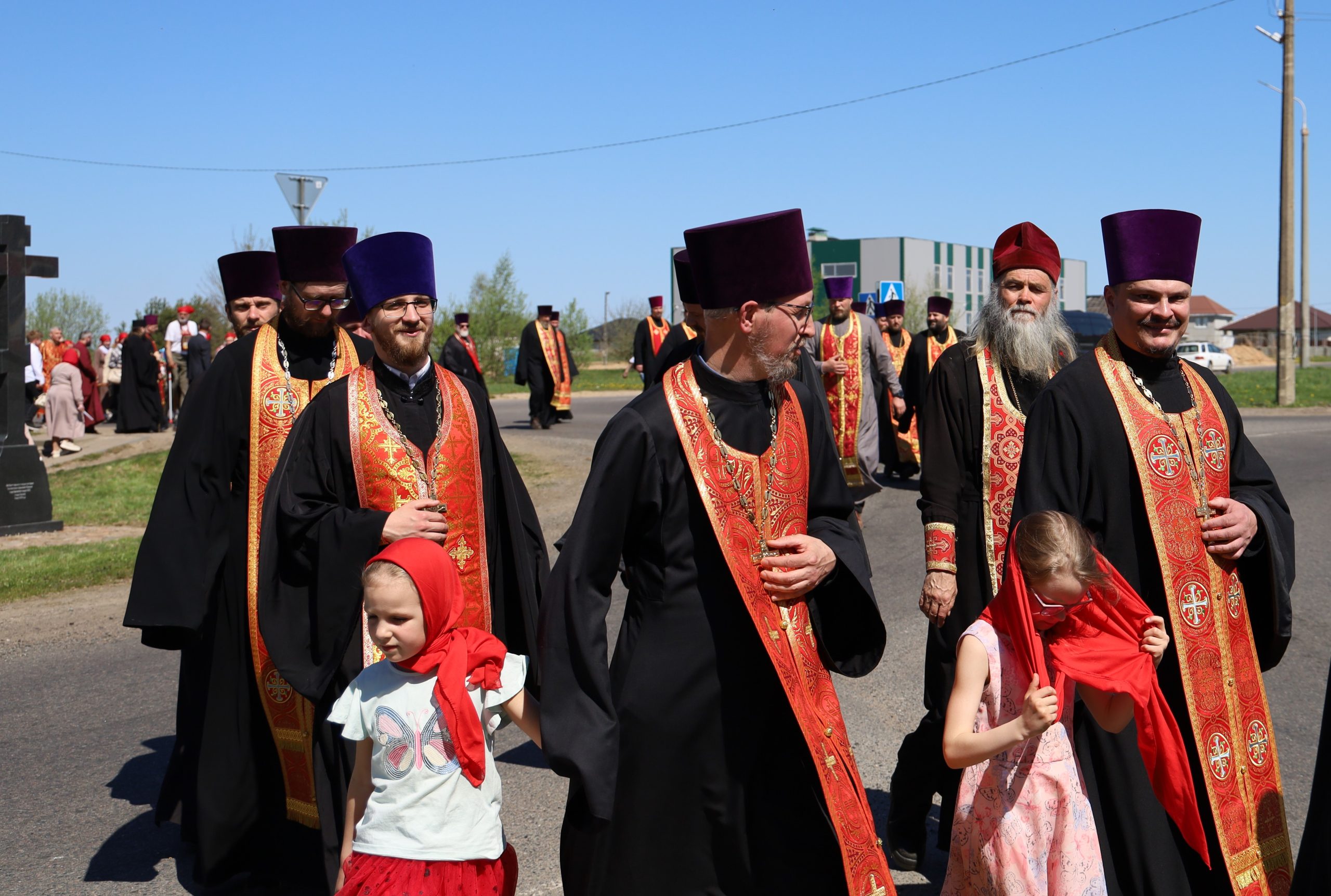 Пасхальный общеепархиальный Крестный ход прибыл в Борисов