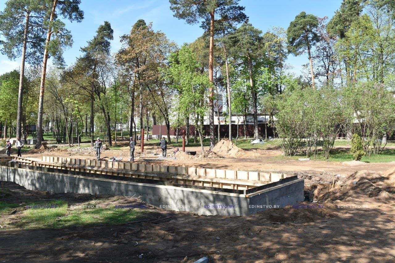 Как преображается городской парк Борисова. Фоторепортаж