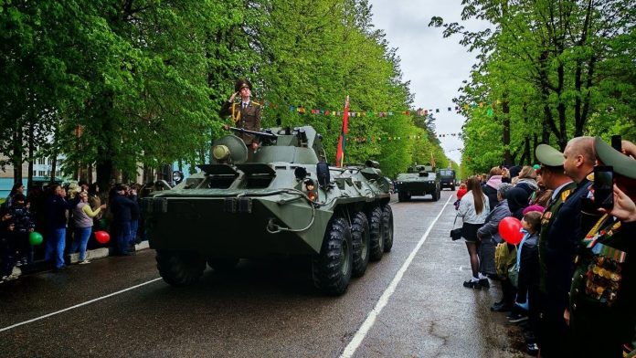 День Победы в микрорайоне Печи в Борисове: торжественные мероприятия и дань памяти героям