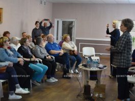 Возможность слышать: в ТЦСОН Борисовского района прошла встреча с врачом-сурдологом-оториноларингологом