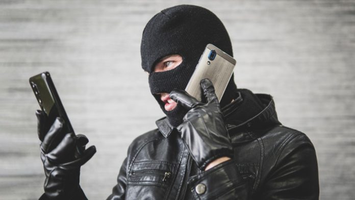 Мошенники «прикрываются» налоговой: как защитить свои данные