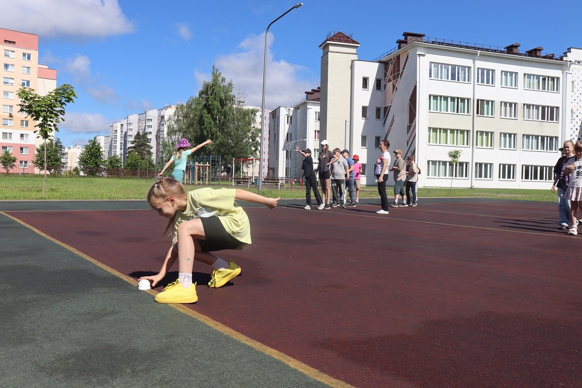«Школа юного спасателя»: работники Борисовского ГРОЧС посетили воспитанников школьных лагерей