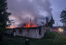 Пожар в Наровле: погибли три человека, из них двое детей