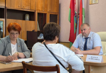 От просьб до благодарности: как прошёл выездной приём председателя Борисовского райисполкома
