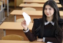 Как школьница из Борисова стала курсантом академии авиации на один день