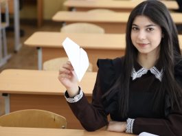 Как школьница из Борисова стала курсантом академии авиации на один день