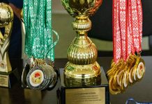 Мини-футбол: в решающую стадию не пробились