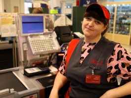 контролер-кассир Елена Лукьянец из Борисова о работе, людях и любви к профессии