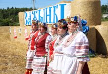 Первый сноп и каравай нового урожая: районный праздник «Зажынкі» на Борисовщине