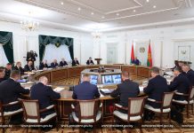 Александр Лукашенко проводит селекторное совещание по вопросам уборочной кампании 2026 года