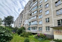 Проблемы с запахом. Засор канализации – злободневный вопрос. Кто виноват и что делать? Журналисты «Адзінства» выехали по конкретным адресам