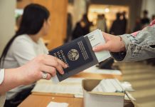 Более 20 тыс. абитуриентов подали документы в вузы за первые два дня приема
